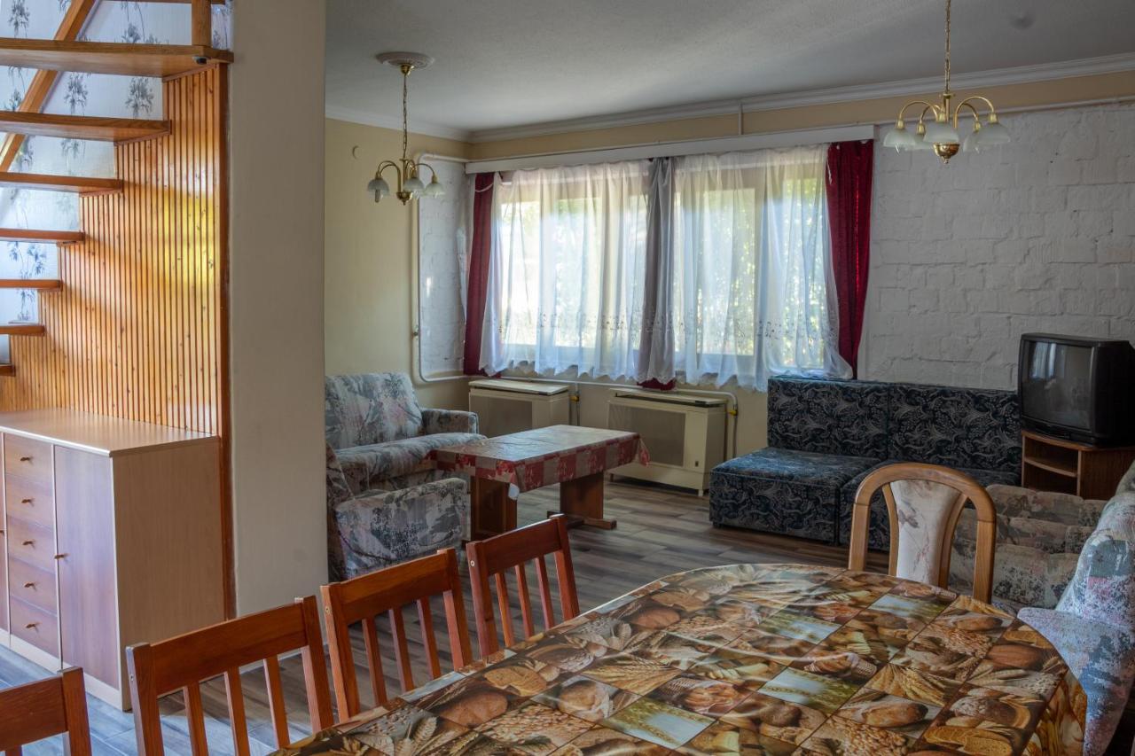 Pavai Apartman Hajdúszoboszló Zewnętrze zdjęcie